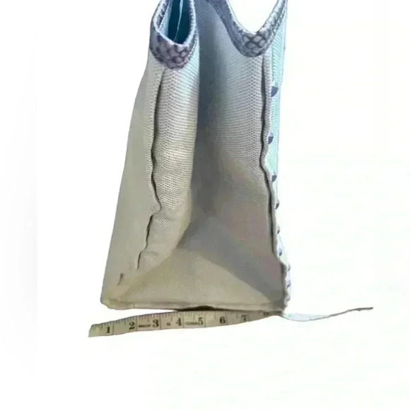 Victoria’s Secret Fashion Show Tote Beach Bag, Cream with Purple Snake Skin New! - Picture 4 of 9